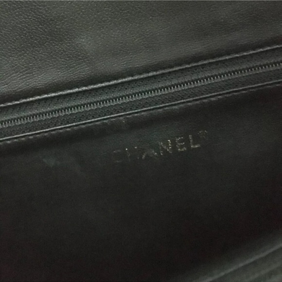 CHANEL Black Shoulder Bag with Gold Accents - Picture 17 of 17